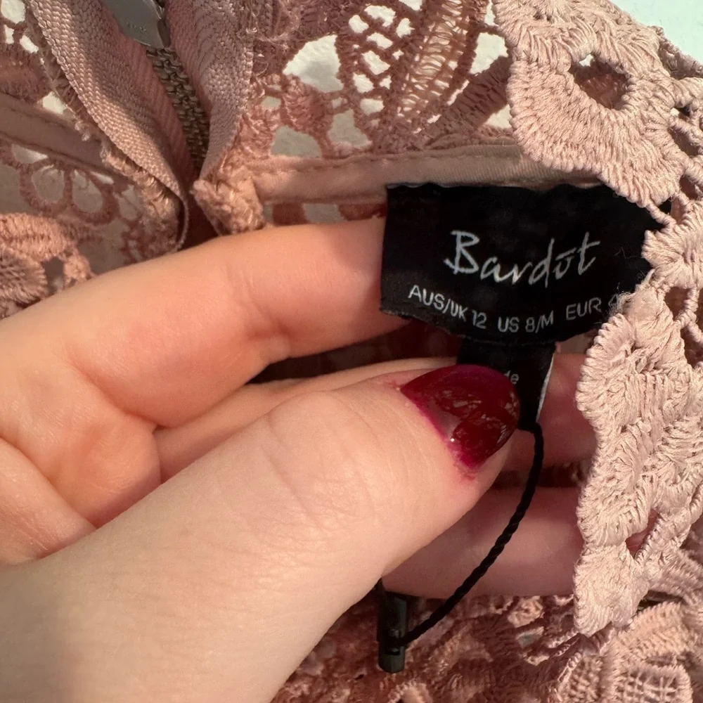 NWT Bardot Lace Mini Dress in Mauve